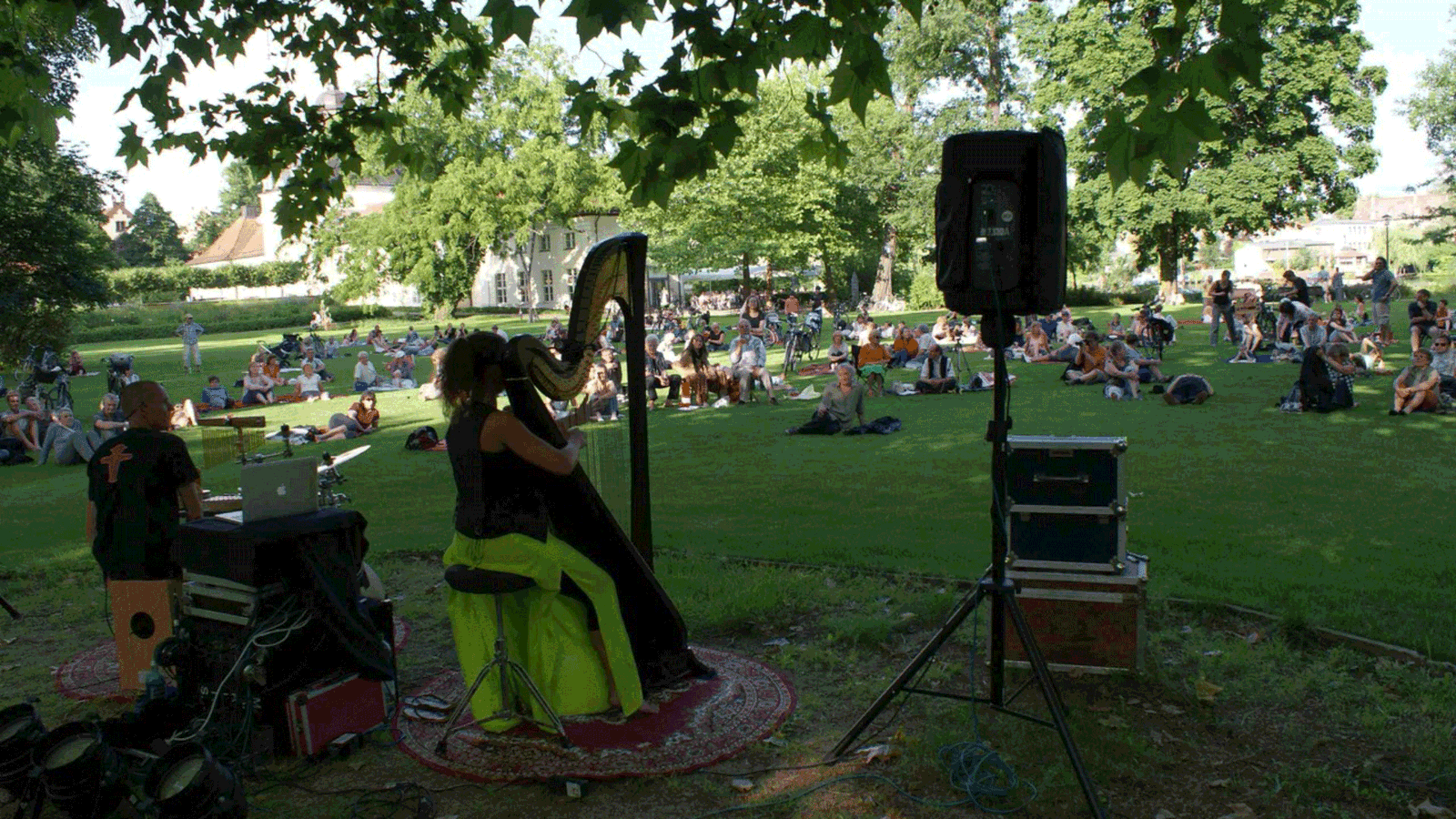 Berlin & Brandenburgs beste rs2 Musik im Park