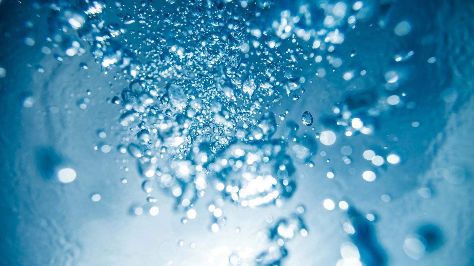 Unter Wasser tauchen