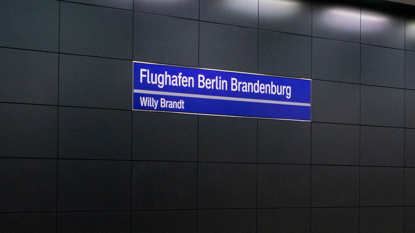 Flughafen BER Bahnhof