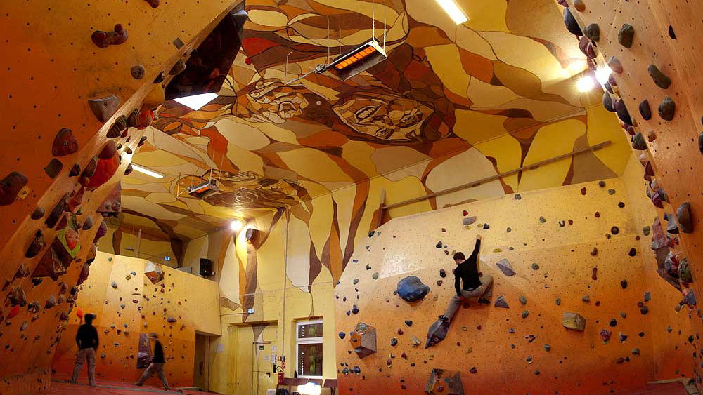 Berlin und Brandenburgs beste Orte im Herbst Der Kegel in Friedrichshain