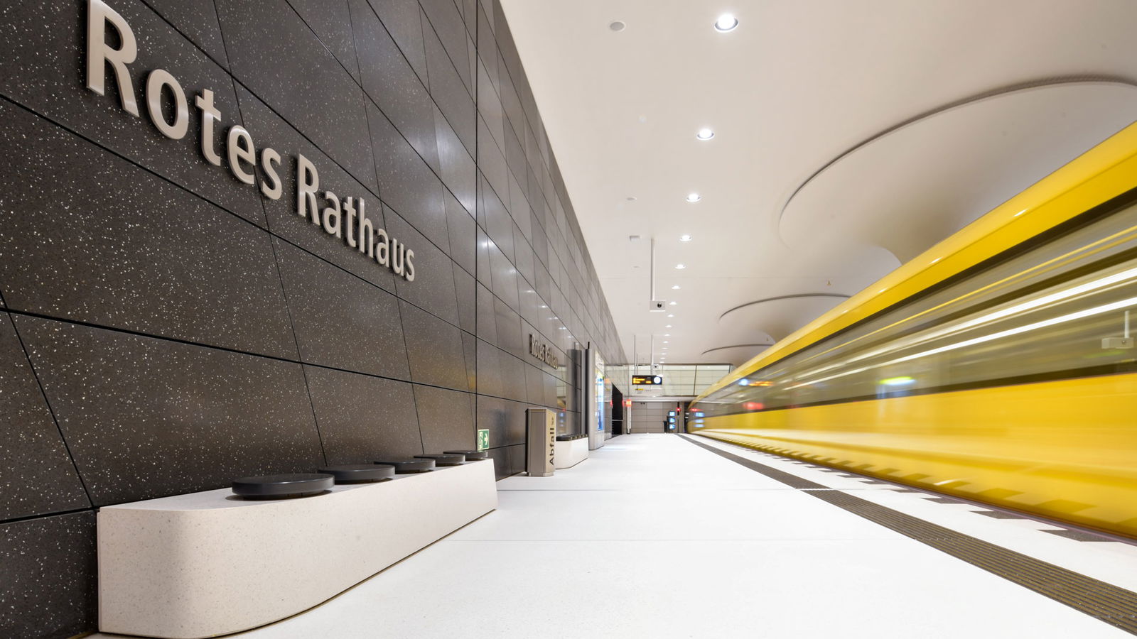 Berlin Live U5 Rotes Rathaus