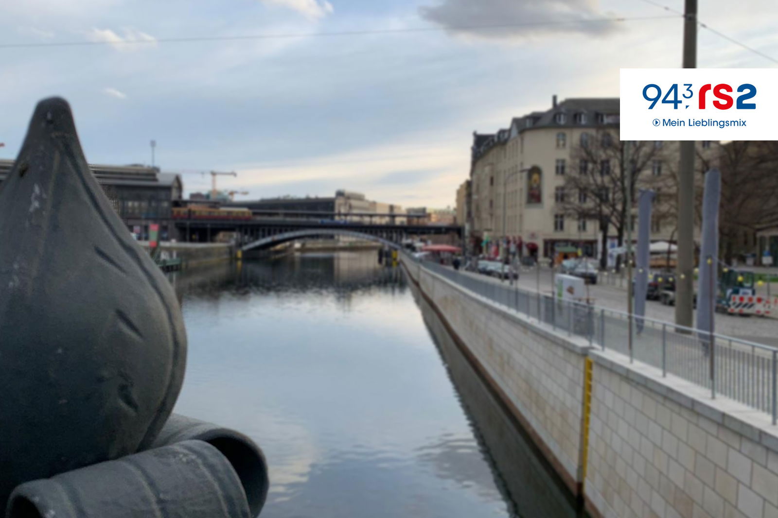 Berlin-Friedrichstraße | Download: http://bit.ly/rs2-zoom-friedrichstrasse