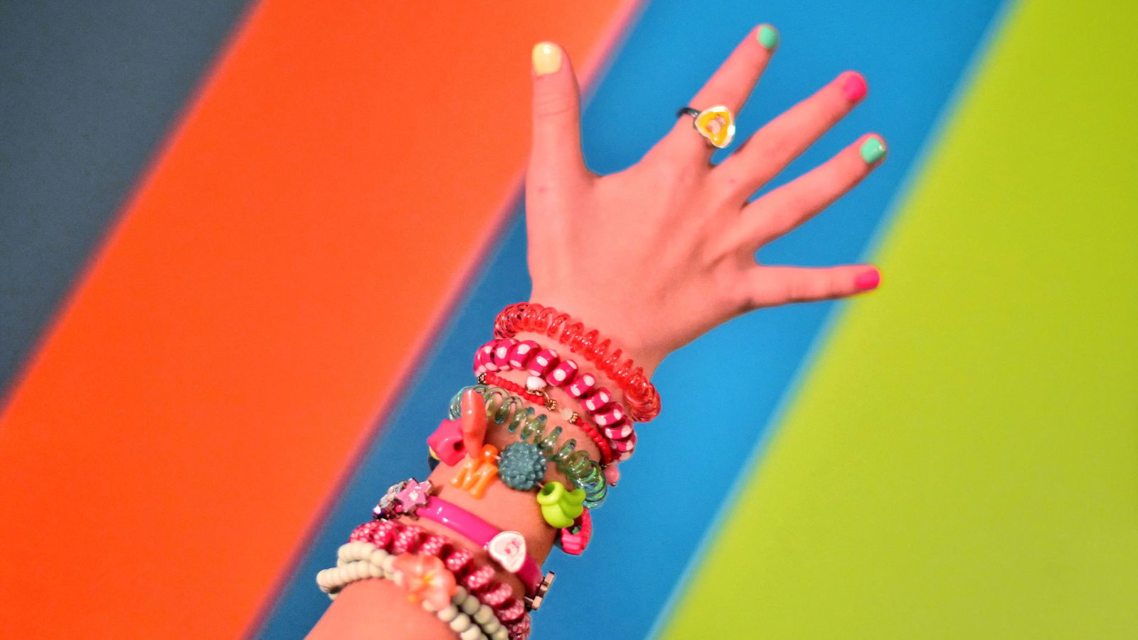 rs2_Armbänder_Mottoparty_90er