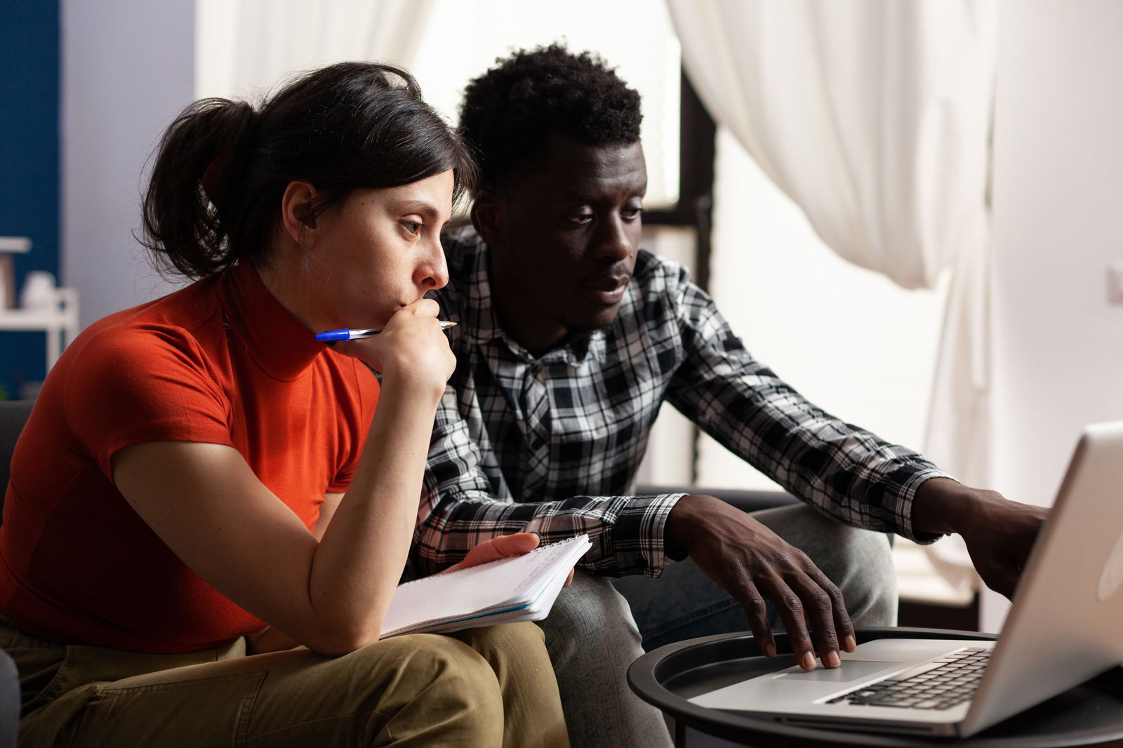 rs2-artikel-faktencheck-freunde