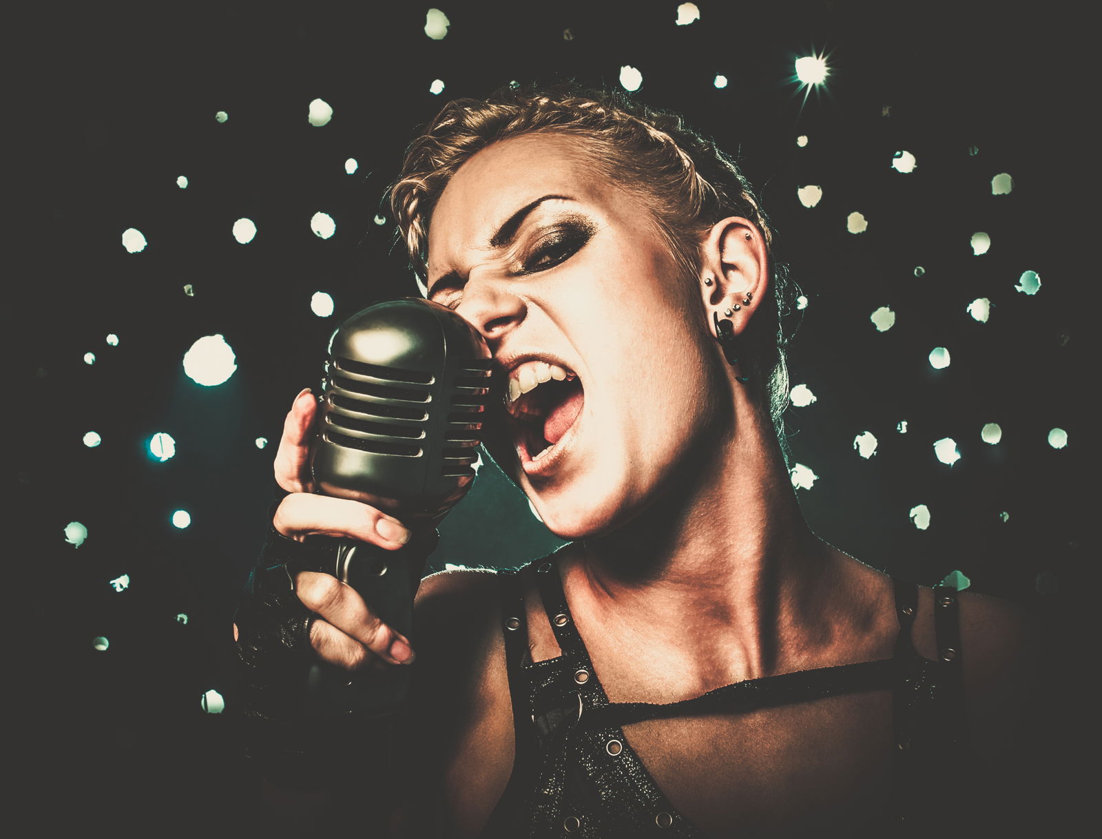 rs2-90er-hits-power-frauen-header