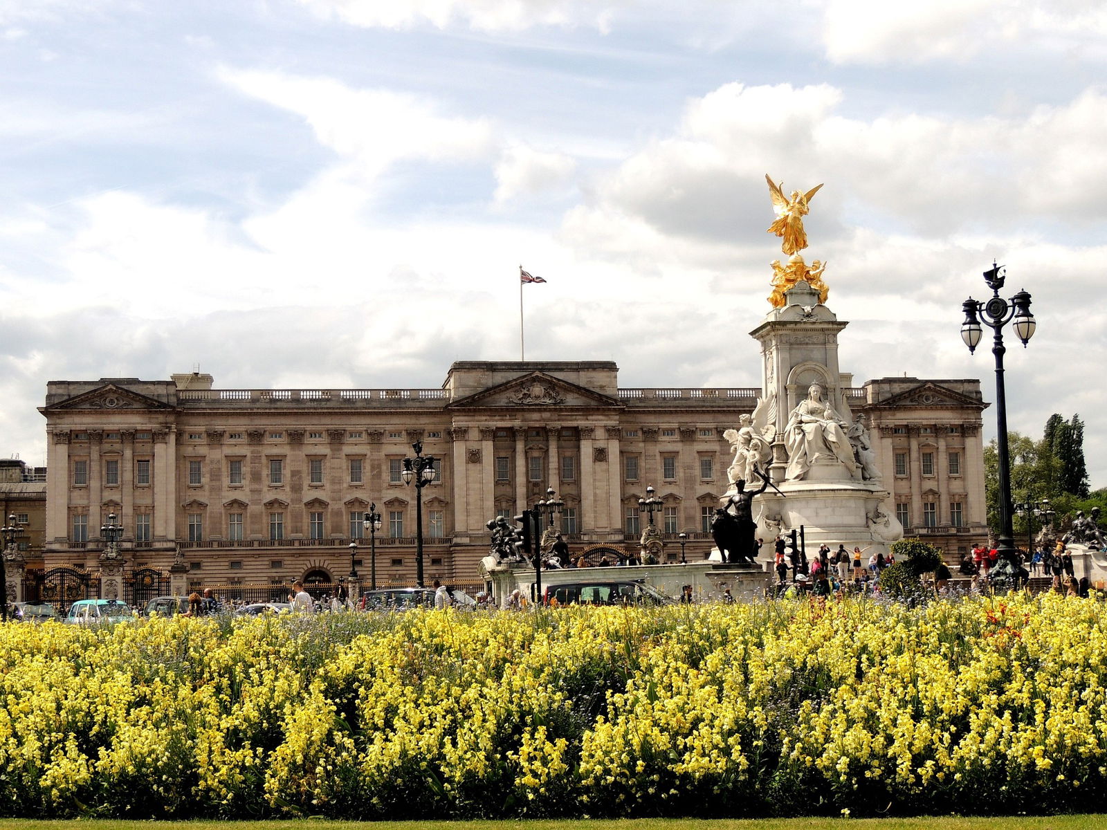rs2-neues-charles-könig-buckingham-palace